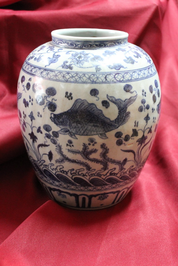 Ming dynasty Porcelain vase