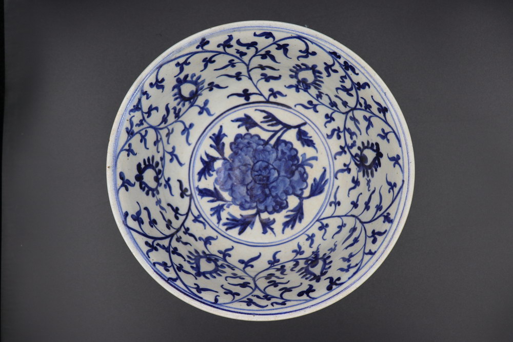 Antique Chinese Porcelain Bowl Xuande Mark (13)